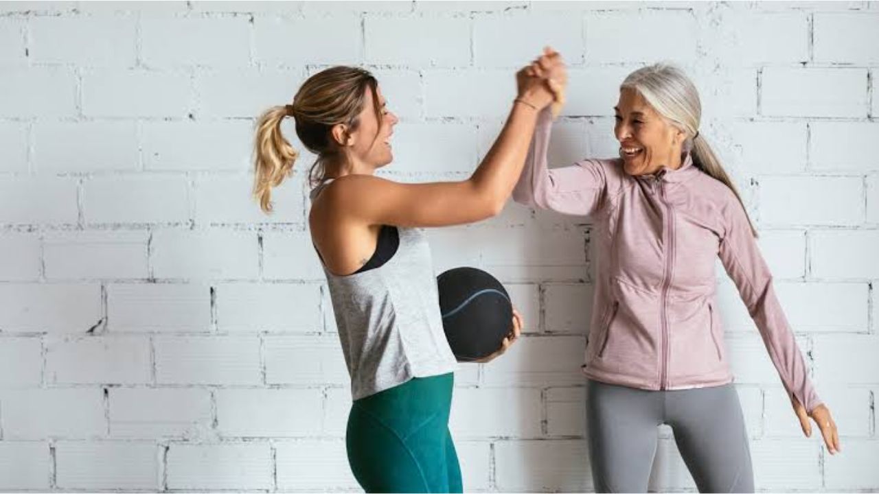 Bien bouger après 50 ans : compléments et habitudes